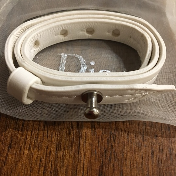 Dior Beauty wrap white faux leather bracelet - Picture 5 of 6